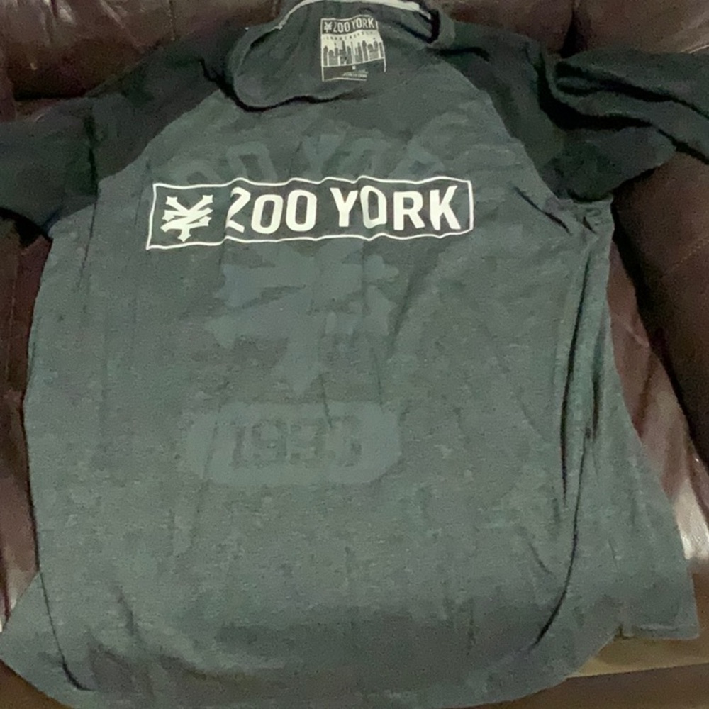 Zoo York long sleeve T-shirt size medium